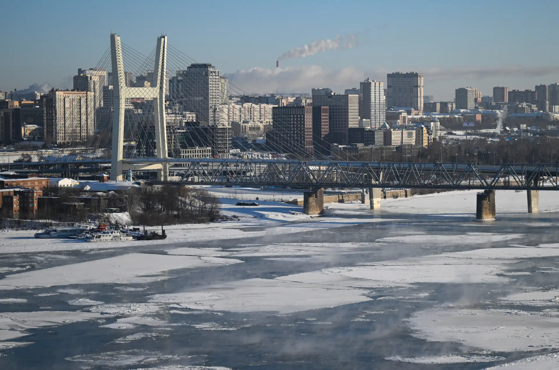 Четвертый мост через Обь в Новосибирске откроют в ночь на 16 декабря. Фото. © РИА Новости. Александр Кряжев