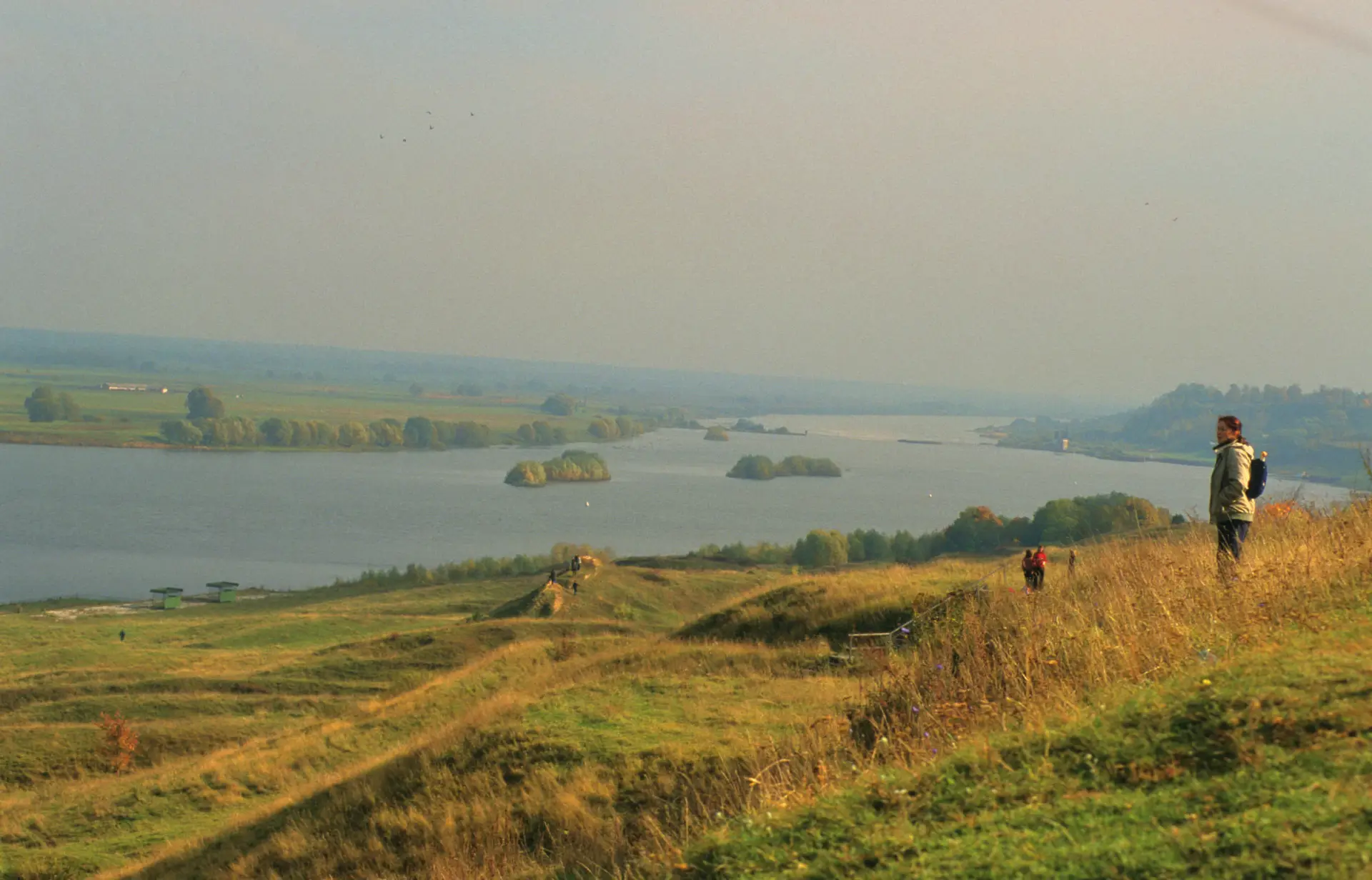 Фестиваль турмаршрутов пройдет в Рязанской области в начале января. Фото. Вид на Оку в окрестностях села Константиново в Рязанской области. © РИА Новости. Юрий Кавер