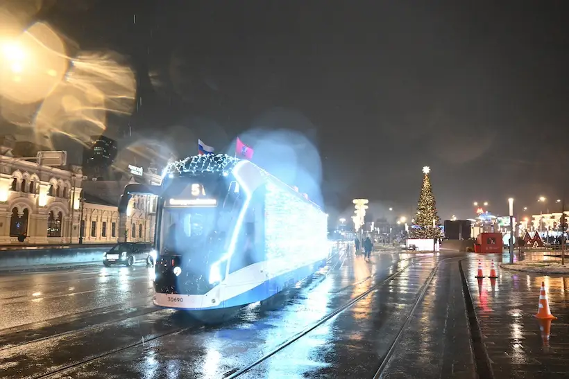 Собянин открыл вторую в России трамвайную линию без контактной сети с вагонами на автономном ходу