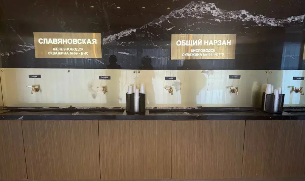 Как выбрать санаторий, сколько стоят путевки, и почему на лечение стали ездить более молодые туристы