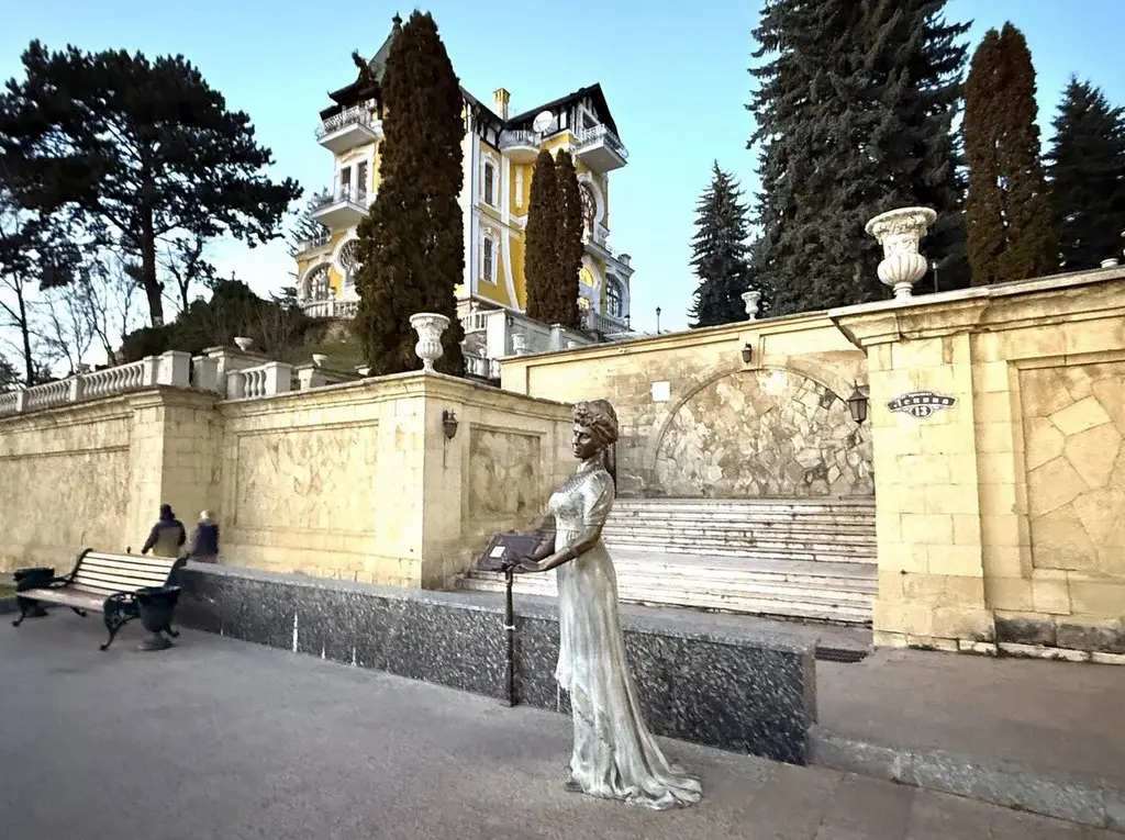 Как выбрать санаторий, сколько стоят путевки, и почему на лечение стали ездить более молодые туристы