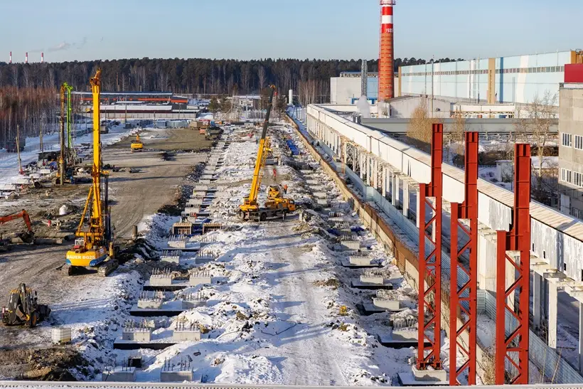 © Пресс-служба "Синара-Девелопмент". Корпус для формирования компонентов кузова (начало строительства)