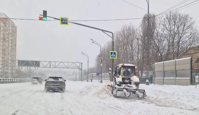 Более 60% месячной нормы осадков выпало в Москве за прошедшие сутки. Фото. © Интерфакс
