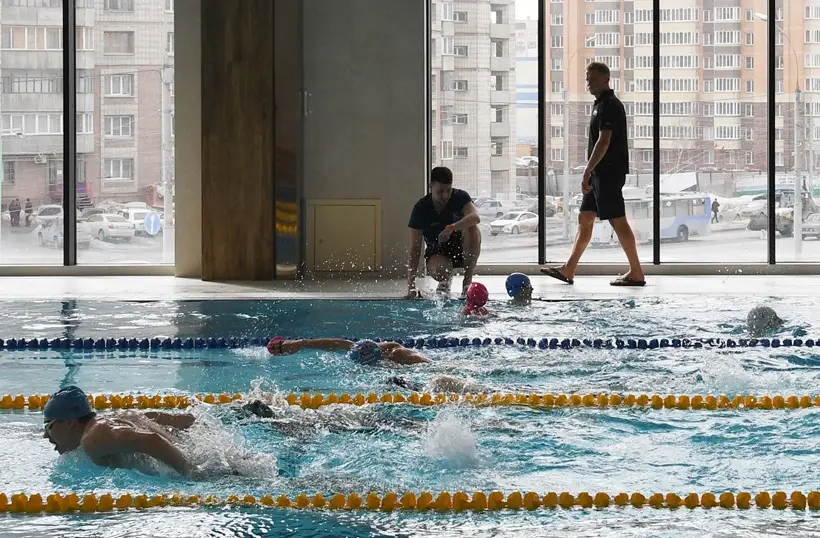 бассейн. фото