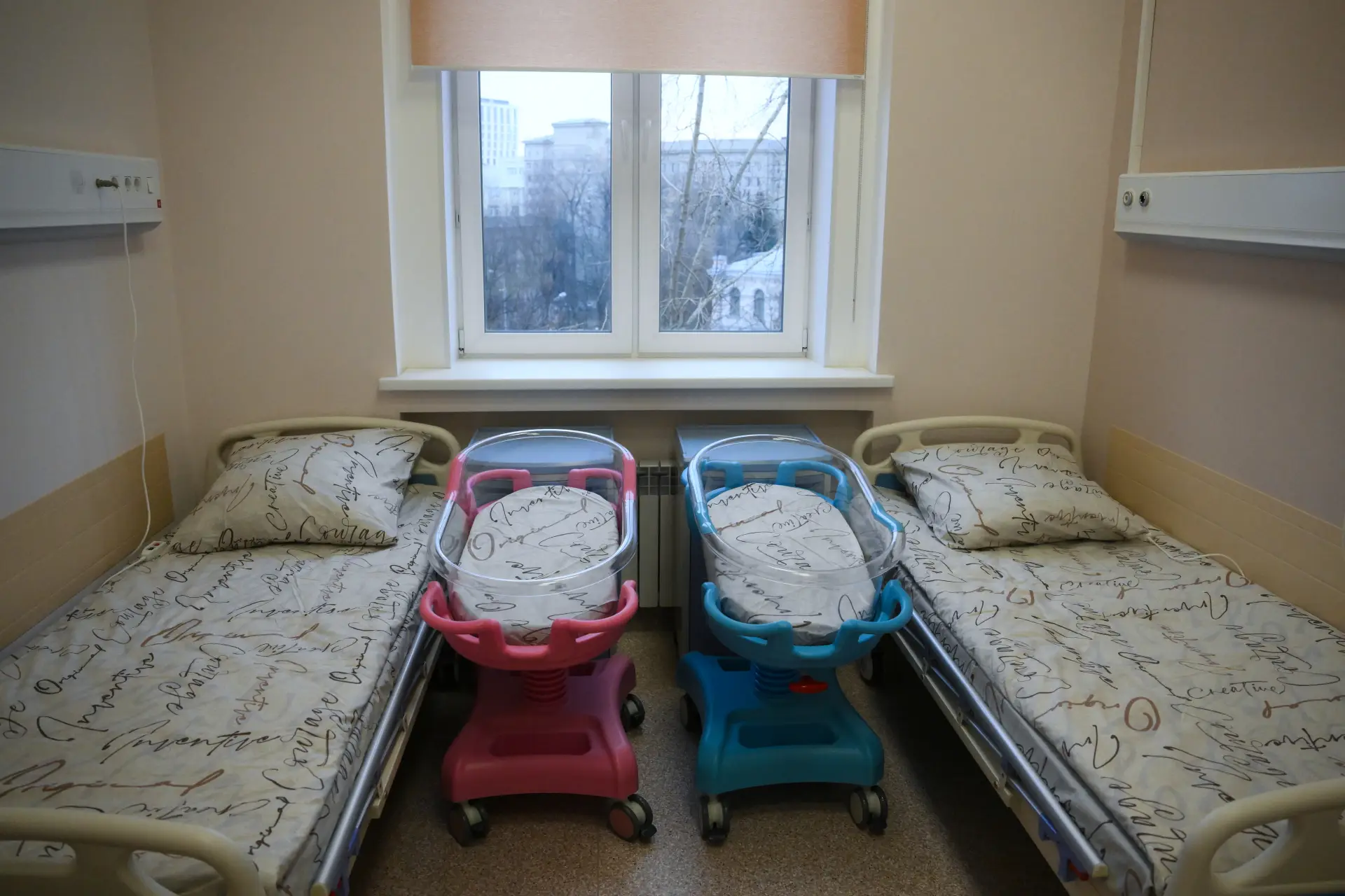 Количество коек в работающем роддоме Новокузнецка увеличили - губернатор. Фото. © РИА Новости. Алексей Майшев