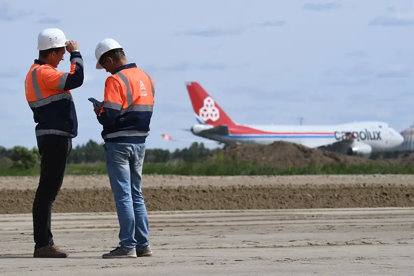 Стоимость строительства третьей ВПП в 