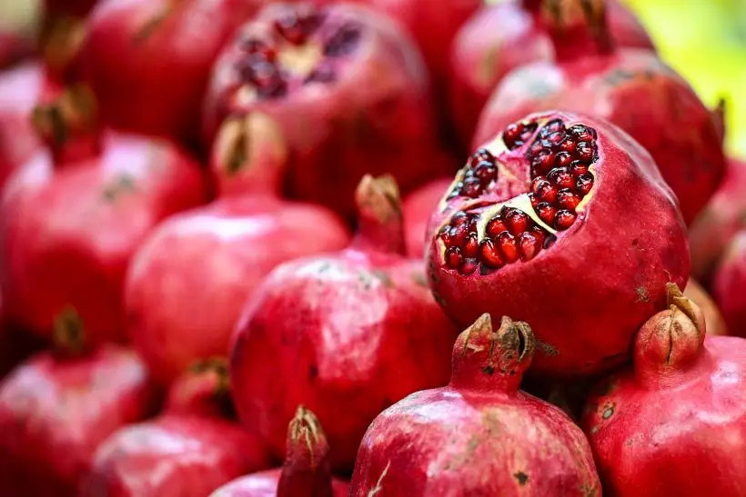 Зараженные вредителями партии граната и перцев из Китая выявили в Красноярске. Фото. © РИА Новости Сергей Бобылев