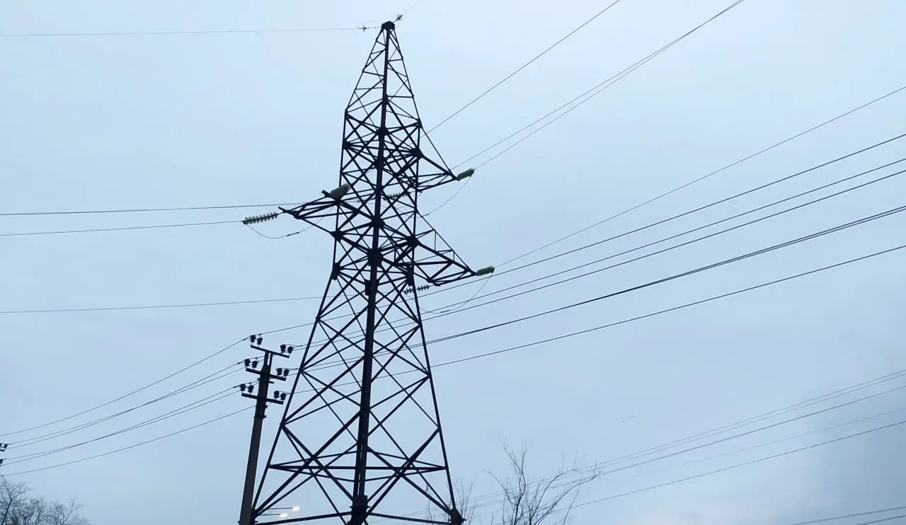 Более 5 тыс. жителей Дагестана остались без электроэнергии из-за аварии - МЧС. Фото. © 