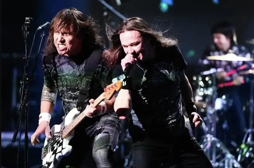 Музыканты группы "Ария" во время онлайн-концерта. Фото