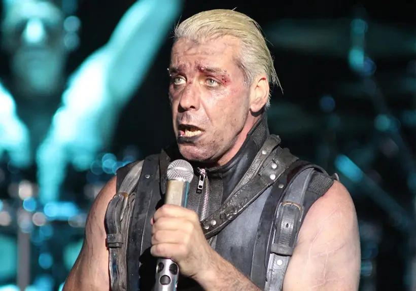 Солист немецкой группы Rammstein Тиль Линдеманн. Фото