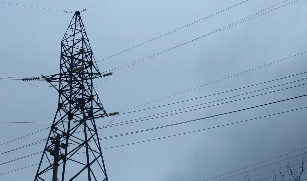 Более 65 тыс. жителей Дагестана остались без электроэнергии из-за аварии - МЧС. Фото. © 