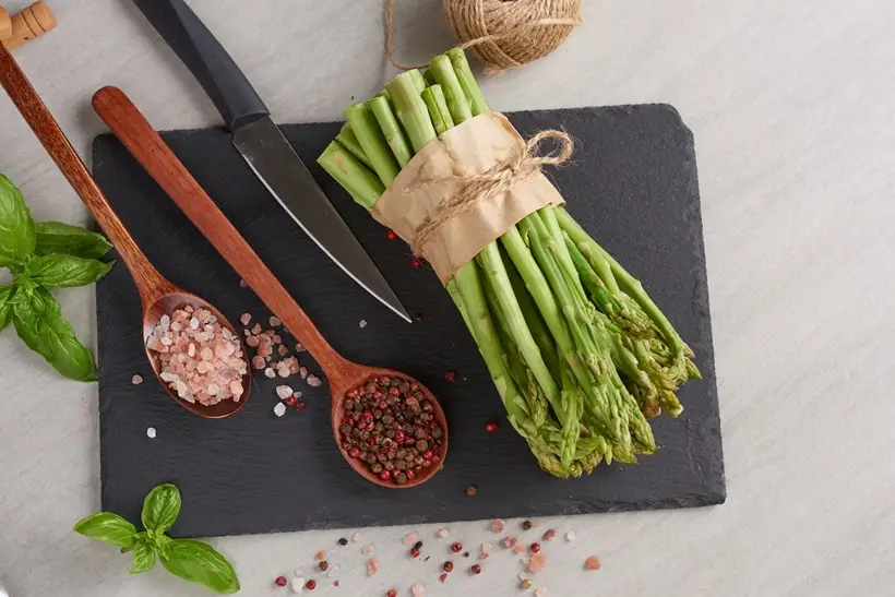 Спаржа: что это такое, 5 полезных свойств продукта