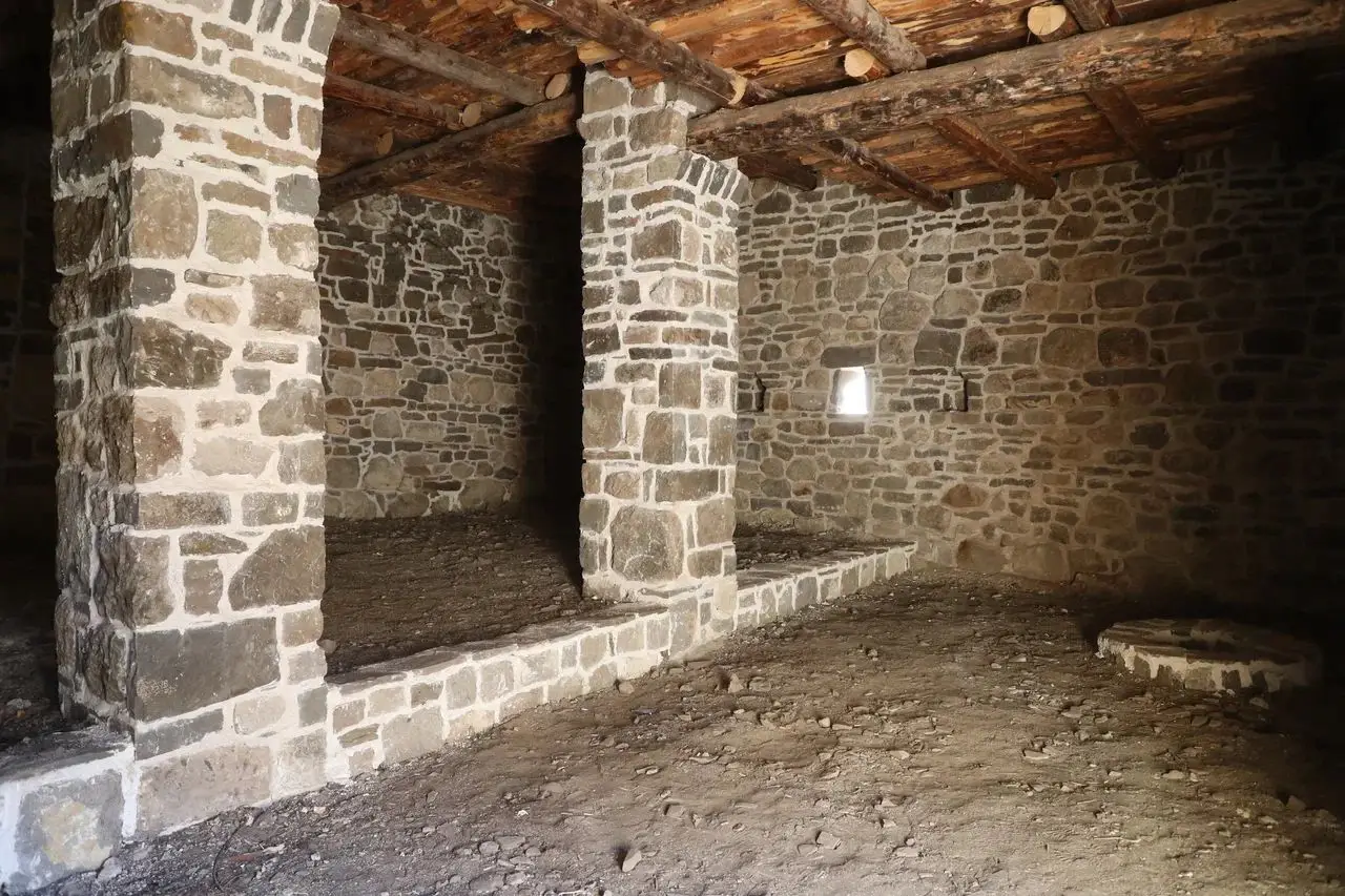 В Ингушетии восстановили древнюю башню по технике сухой кладки. Фото. © Пресс-служба главы Ингушетии. Юсуп Ханиев