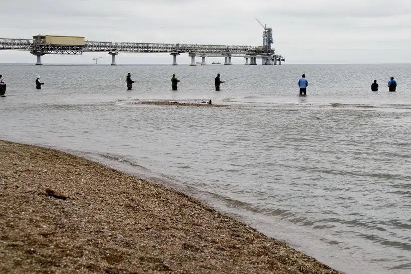 Компании предлагают учитывать удельную углеродоемкость продукции и погодные условия при квотировании выбросов СО2 на Сахалине. Фото. © РИА Новости. Владимир Михайлов