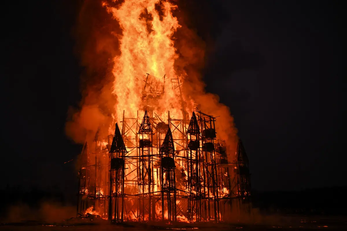 Пятиметровое чучело и лабубу: что сожгут на Масленицу-2026