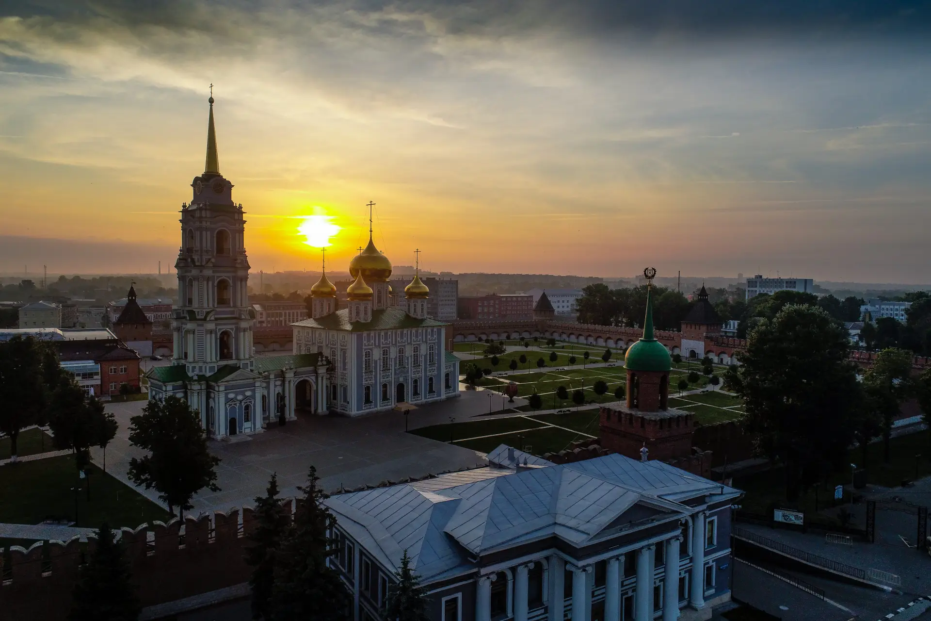 ГИМ в Туле представил мундиры и наградное оружие российской армии конца XIX - начала ХХ вв. Фото. Тульский кремль. © РИА Новости. Алексей Куденко