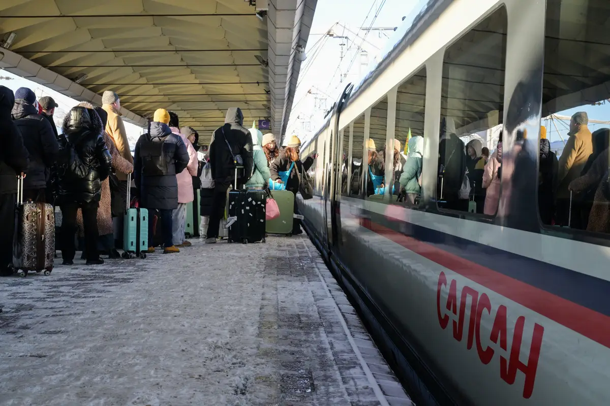 Поездки на скоростных поездах по России станут дешевле. Фото. © РИА Новости. Алексей Никольский
