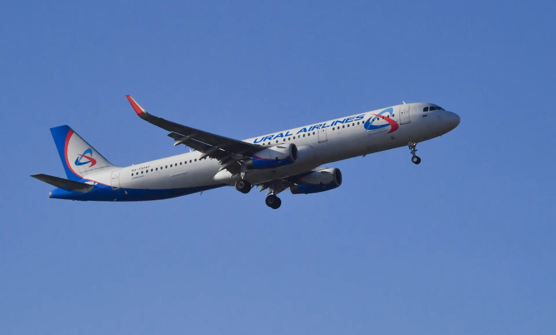 Пауэрбанк загорелся у туриста на рейсе из Екатеринбурга в Стамбул. Фото. © РИА Новости. Наталья Селиверстова