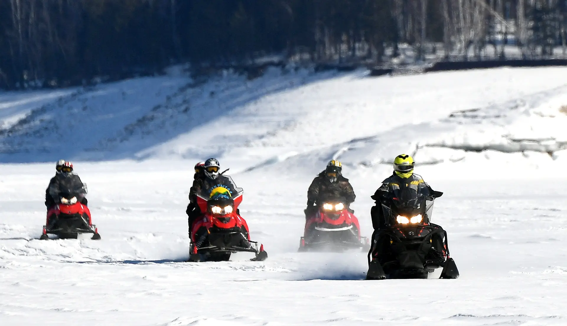 Группа туристов на снегоходах пропала в Пермском крае. Фото. © РИА Новости. Илья Наймушин