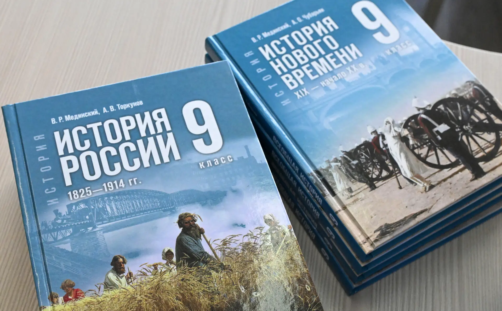 Кравцов: в школах РФ введут устный экзамен по истории для выпускников 9 класса. Фото. © РИА Новости. Илья Наймушин
