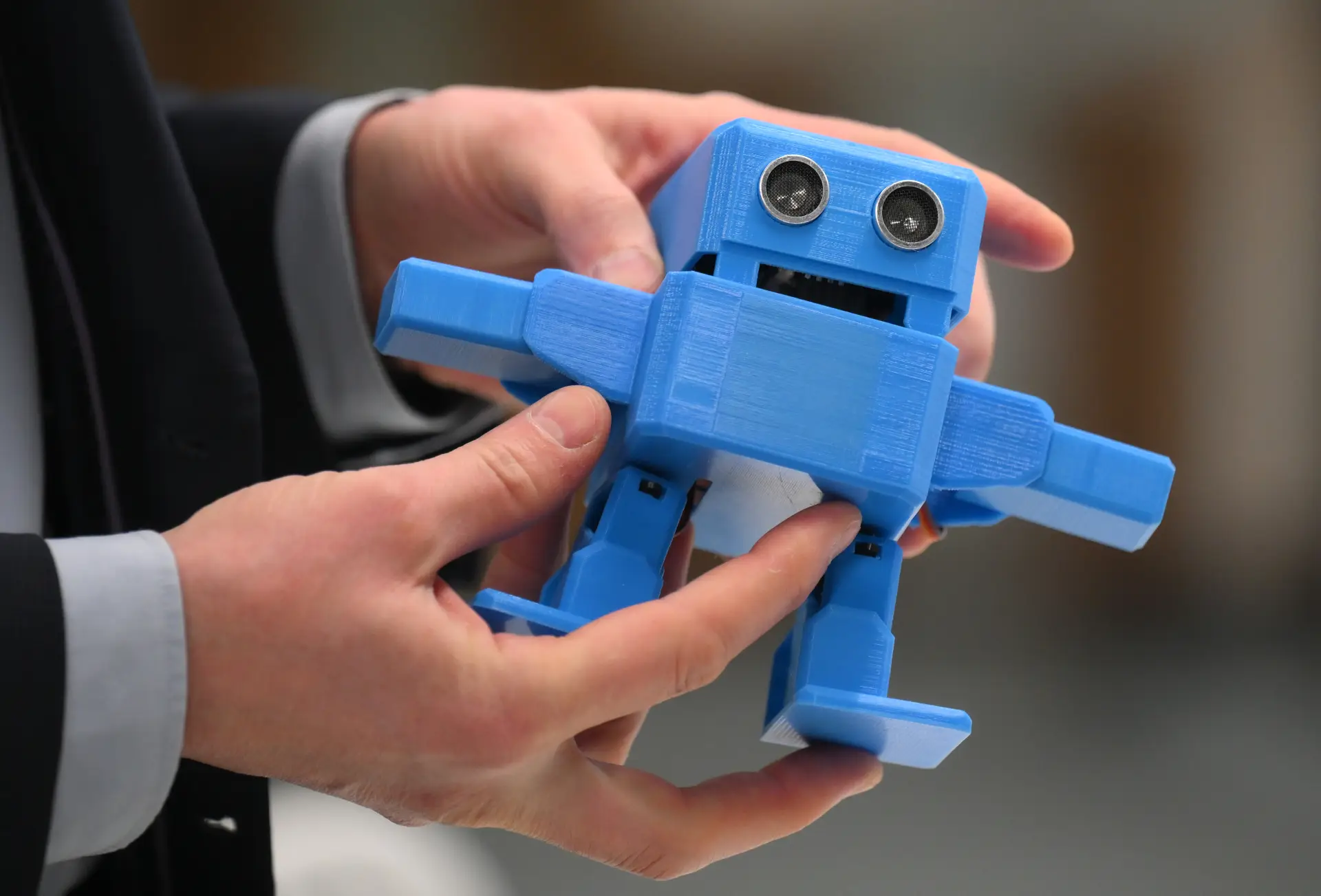 Собянин: открыт первый в РФ испытательный центр роботов и беспилотных систем. Фото. © РИА Новости. Юрий Кочетков