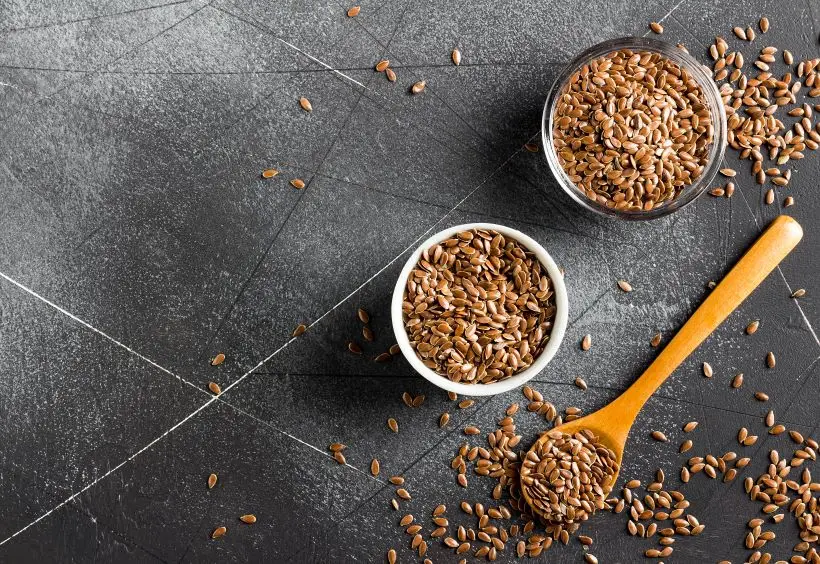 Семена льна: польза и вред, как употреблять. Рецепты народной медицины. Фото. © Freepik. azerbaijan_stockers
