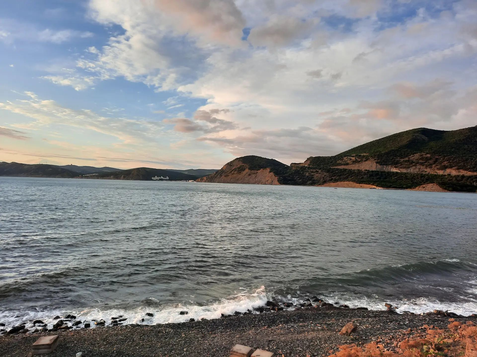 Пляжи Анапы: дата открытия. Как добраться до курорта и что посмотреть летом 2026