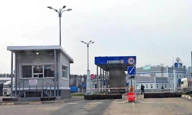 Приостановлены грузоперевозки через три пункта на российско-китайской границе в Приморье