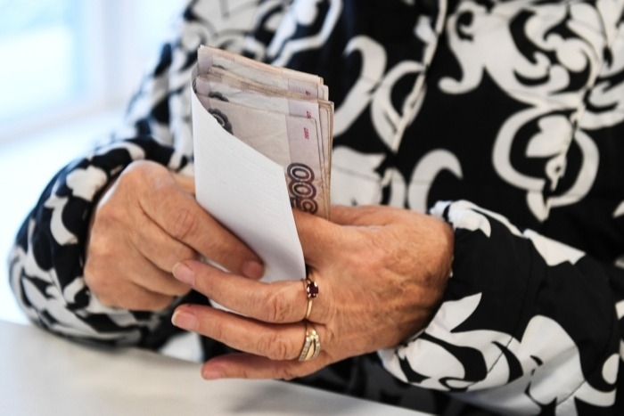 Порядка 2,6 млрд руб. выделят на выплаты пожилым людям в Подмосковье