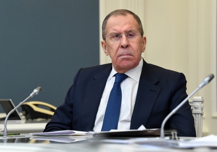 Лавров: РФ не намерена обсуждать с ЕС вопрос об отмене санкций
