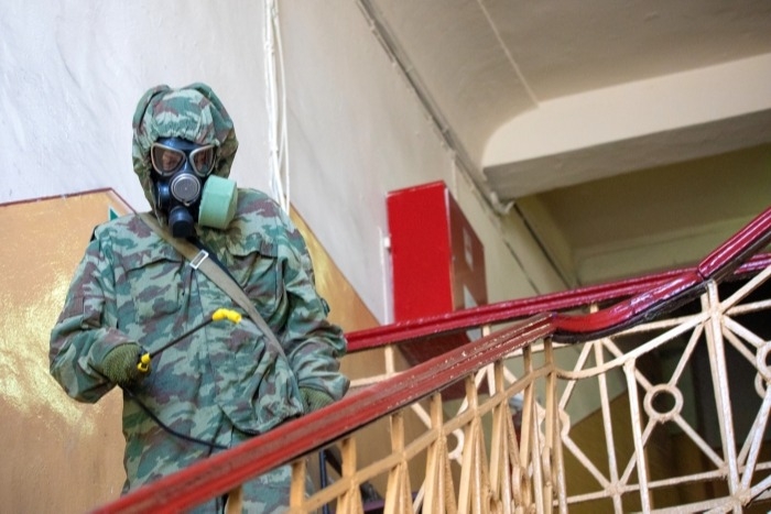 Военных привлекли к дезинфекции объектов в Москве
