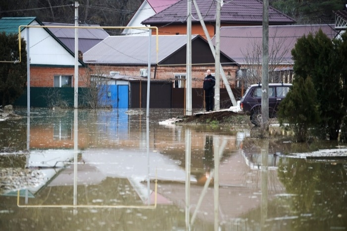 Жителей десяти домов эвакуировали в подтопленном красноярском поселке