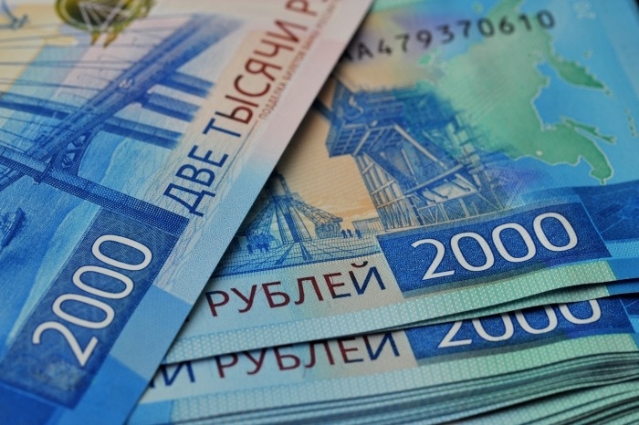 Крым выплатит по 10 тысяч рублей на детей 16-18 лет