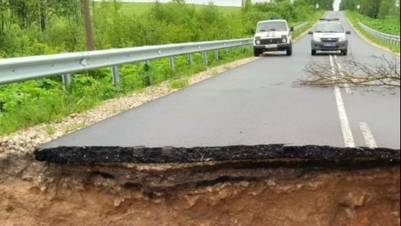 Восстановлено транспортное сообщение после подтопления моста в Тульской области