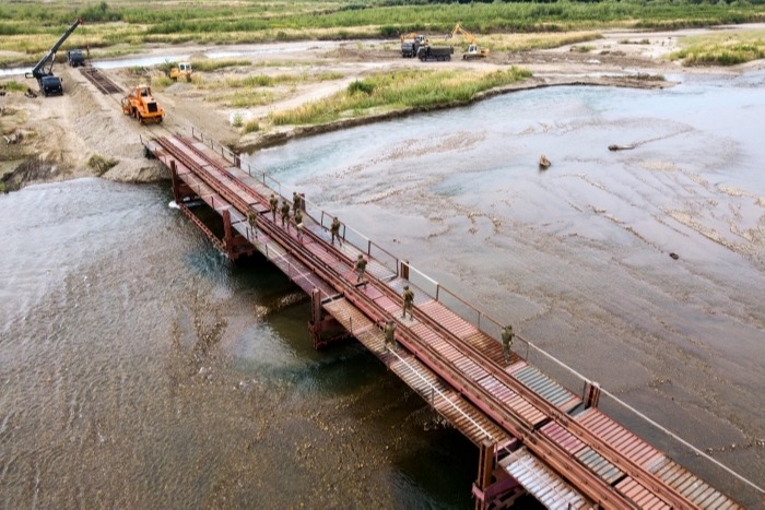 Военные за месяц построили пять мостов в Тульской области