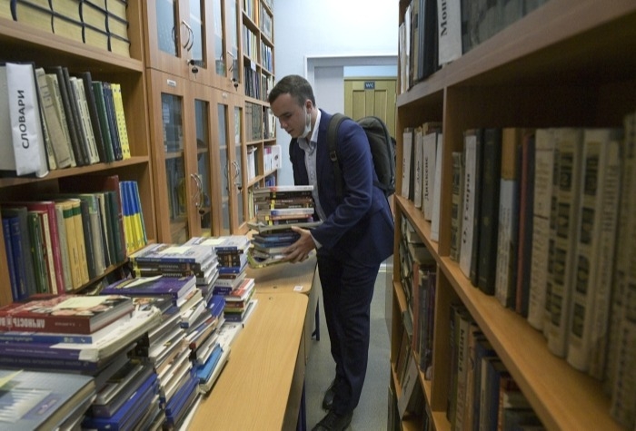 Библиотеки в Тюменской области откроют 2 июля