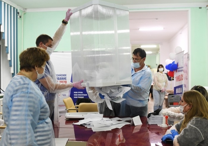 За поправки в Конституцию РФ на Ставрополье отдали почти 85% голосов