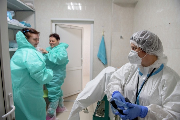 В Якутии 50 медработников, заразившихся кCOVID-19, получили страховые выплаты