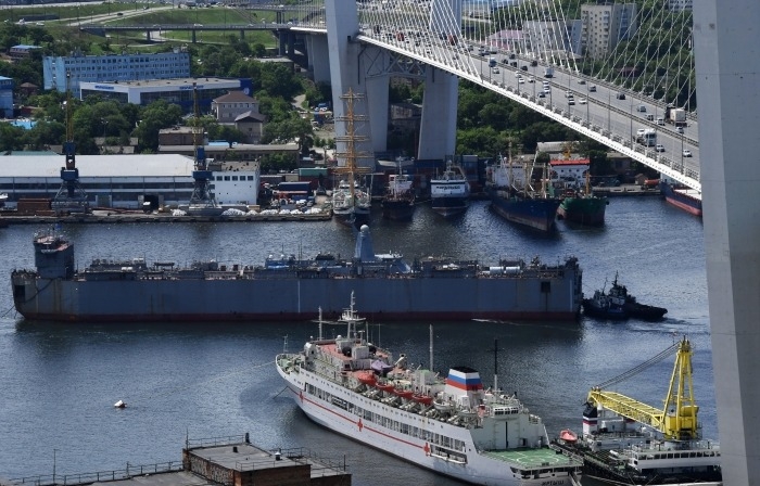 В бухте Золотой Рог во Владивостоке пройдет парад в честь Дня ВМФ