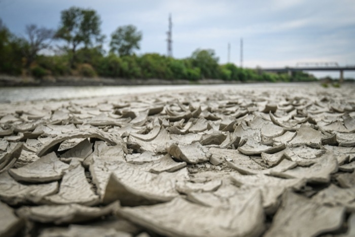 Дефицит воды из-за аномальной жары отмечен в Челябинской области