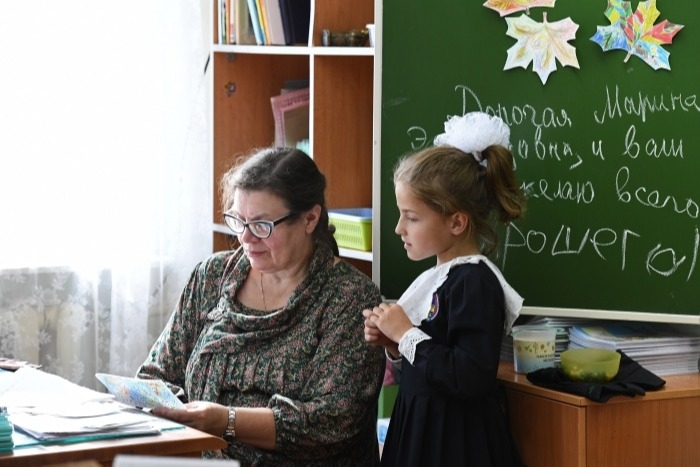 Челябинские учителя получат по 50 тыс. руб. за подготовку призеров олимпиад