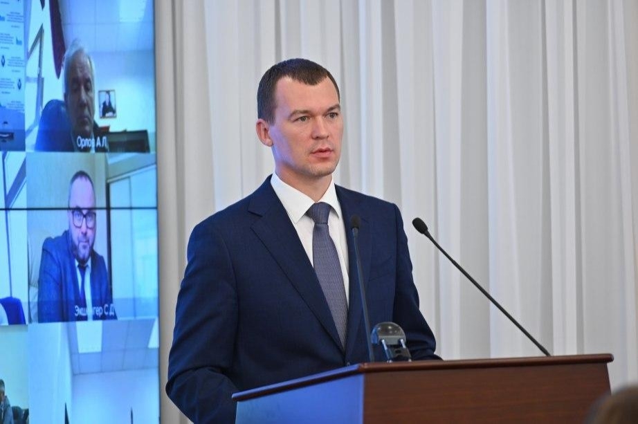 Врио главы Хабаровского края Дегтярев представлен правительству региона