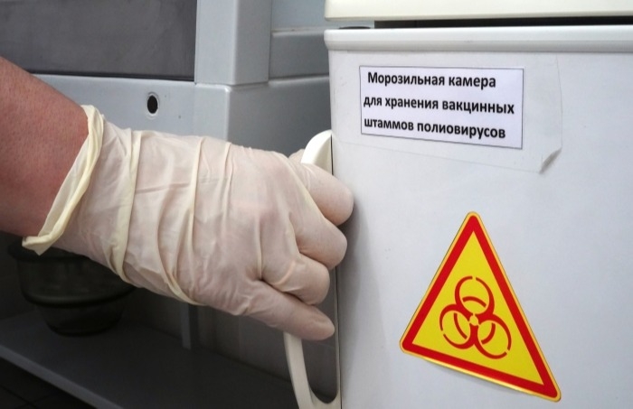 Мурашко: широкая вакцинация от коронавируса в РФ начнется в октябре