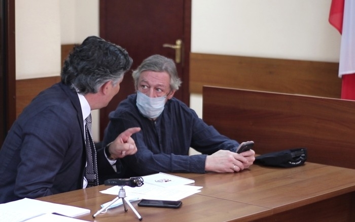 Ефремов в суде отказался признать вину в смертельной автоаварии