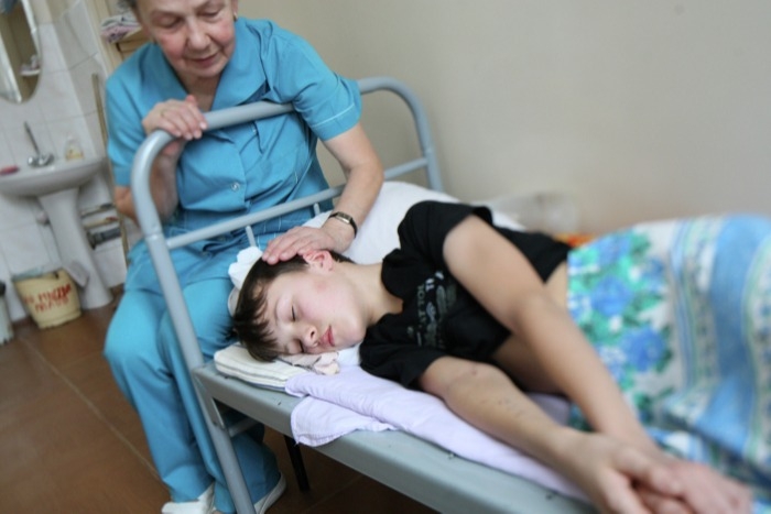 Десять детей госпитализированы после отравления в одной из гостиниц в Приморье