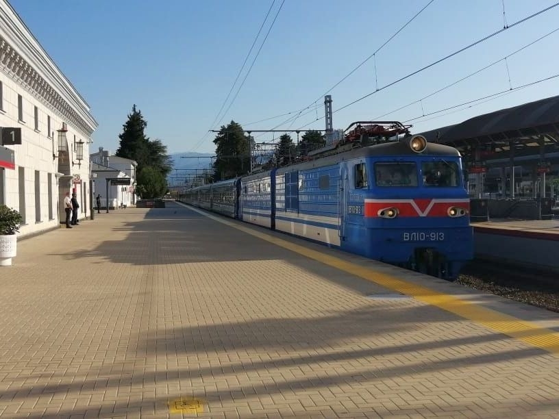 Туристический поезд будет курсировать между Туапсе и абхазской Гагрой