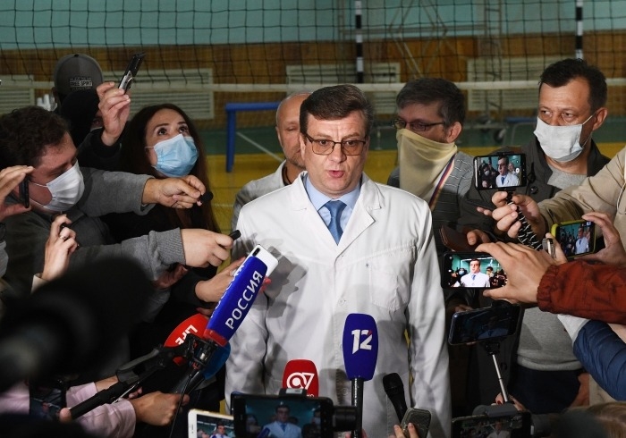 Главврач больницы: стабилизировать состояние Навального пока не удалось