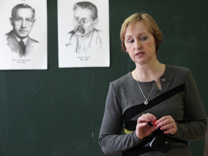 В районных школах Ростовской области не хватает учителей по основным предметам