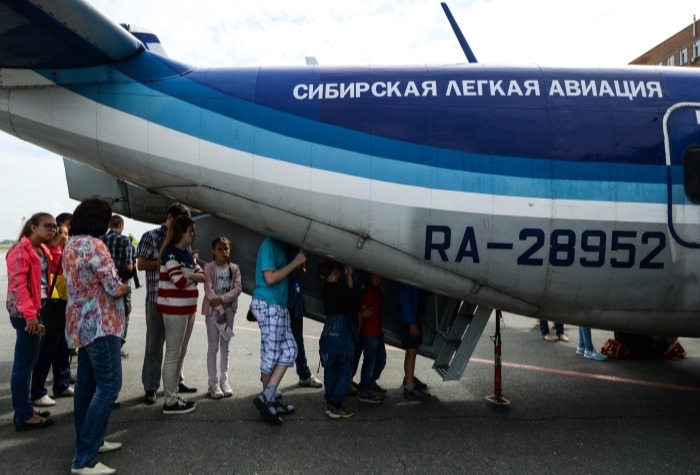 Авиакомпания "СиЛА" начнет летать из Улан-Удэ на остров Ольхон