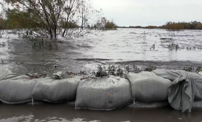 Глава МЧС: ситуация с паводком на реке Амур стабилизируется через 3-4 дня 